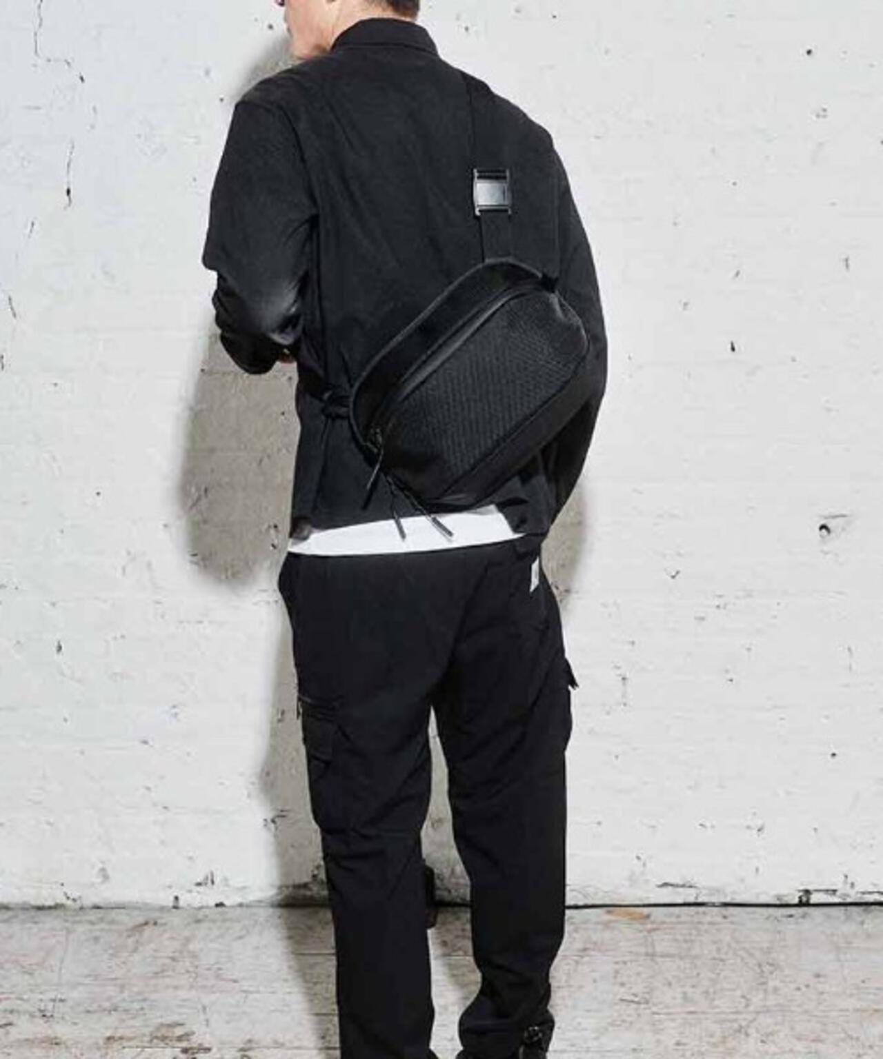 Aer（エアー）Day Sling 3 Max BLACK