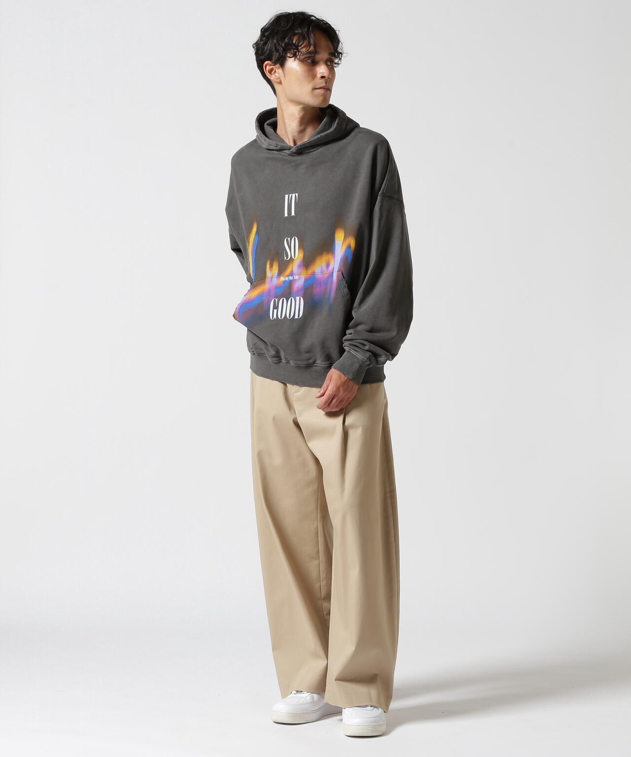 LUSOR（ルーソル）PIGMENT SWEAT HOODIE LIGHT