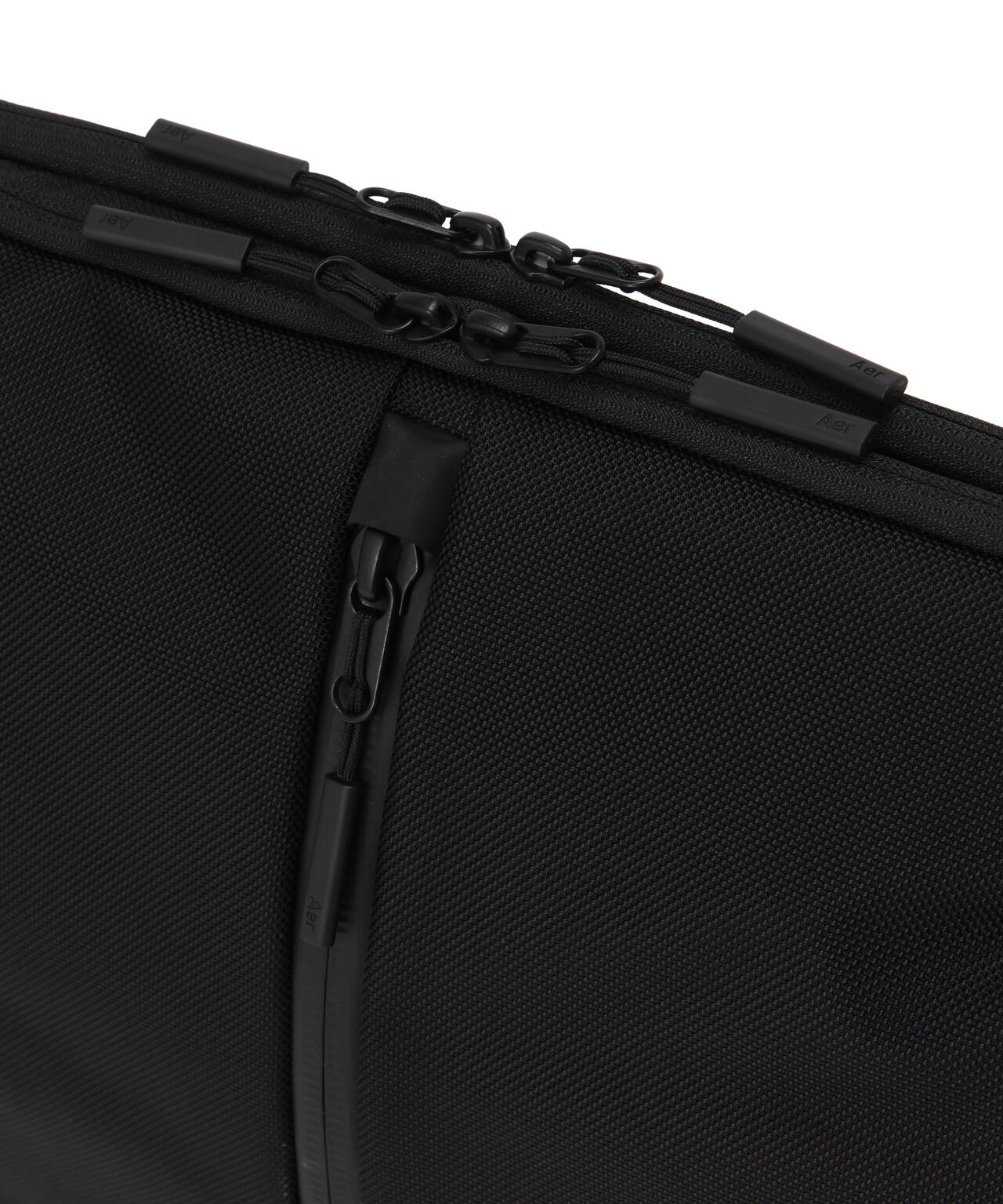 Aer（エアー）Tech Folio 16" Black AER-21025