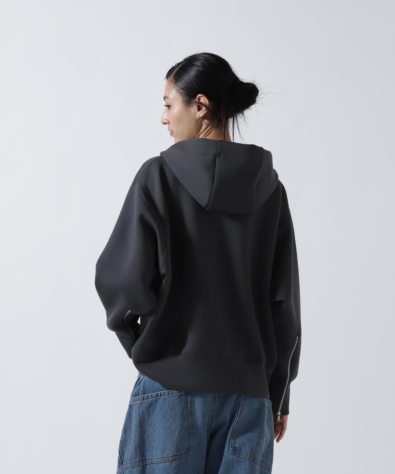 upper hights（アッパーハイツ）THE FLAG HOODIE