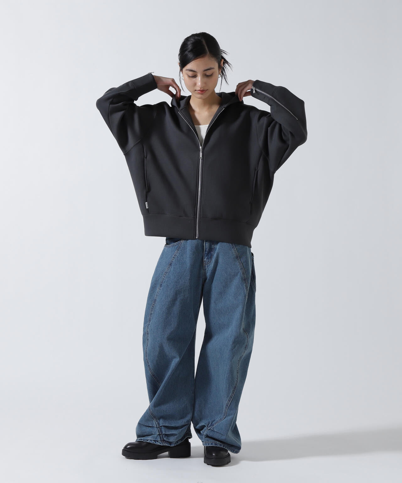 upper hights（アッパーハイツ）THE FLAG HOODIE