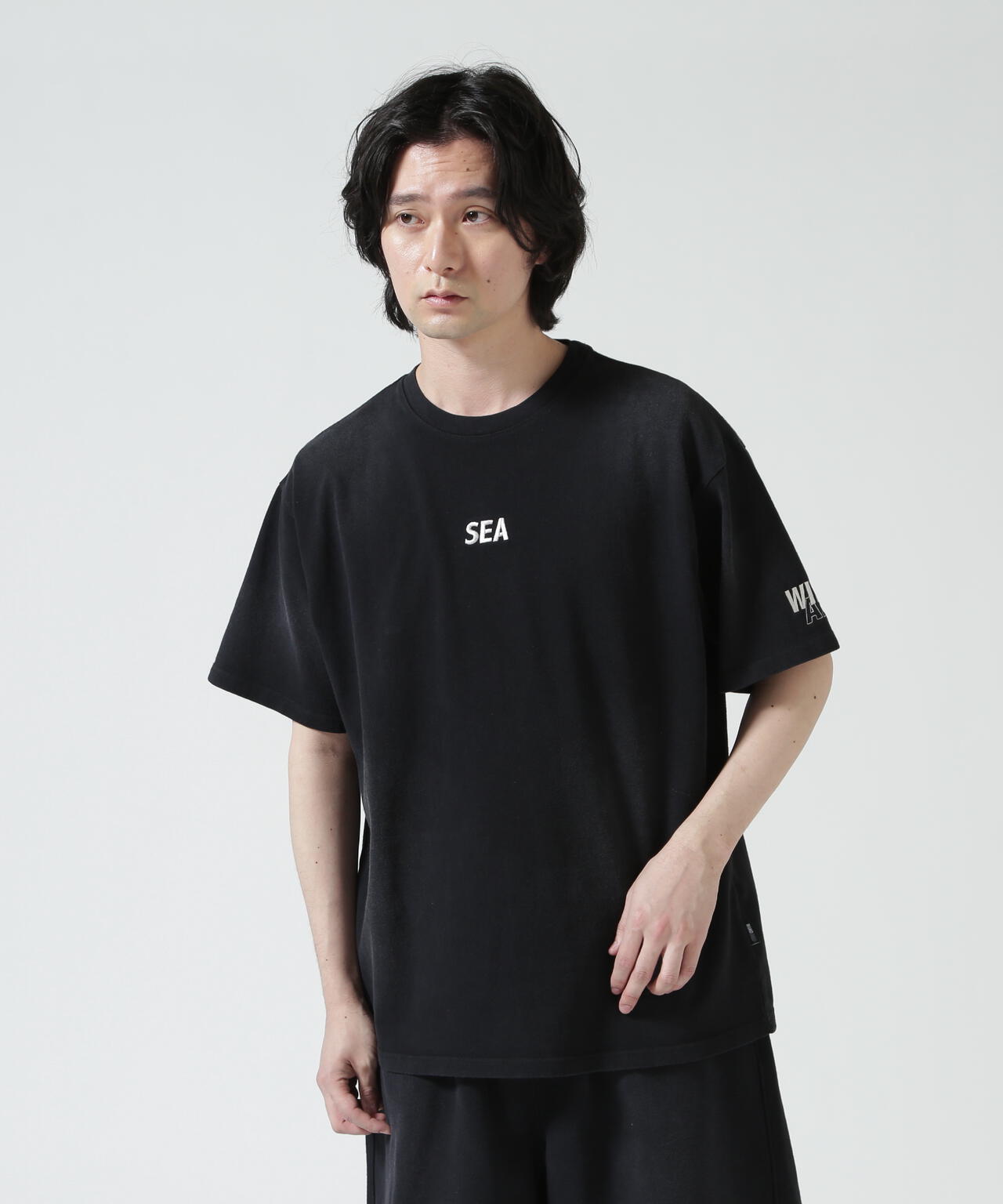 WIND AND SEA（ウィンダンシー）SULFUR DYEING LOGO S/S TEE