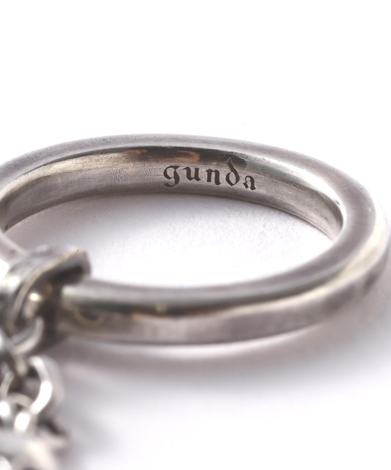gunda/ガンダ/ FRINGE SKULL RING