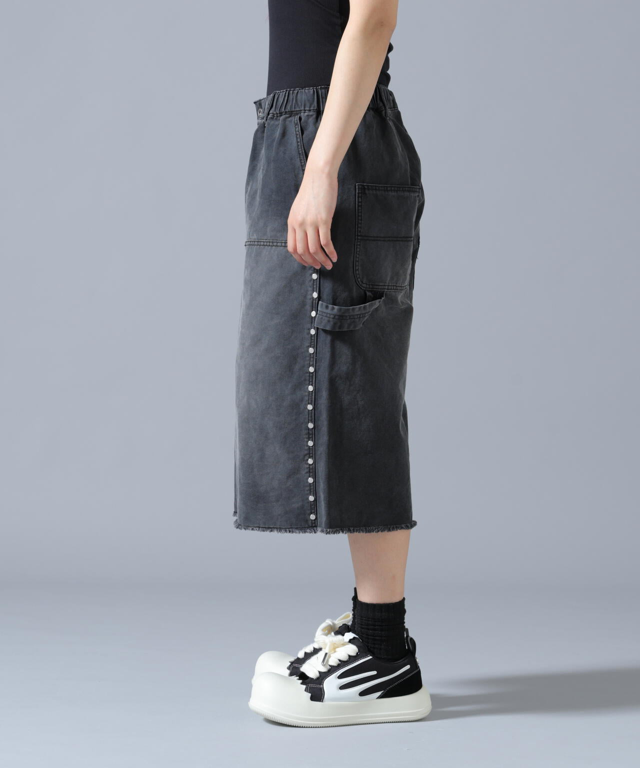 FR(13)NDS/フレンズ/Duck Studs Shorts