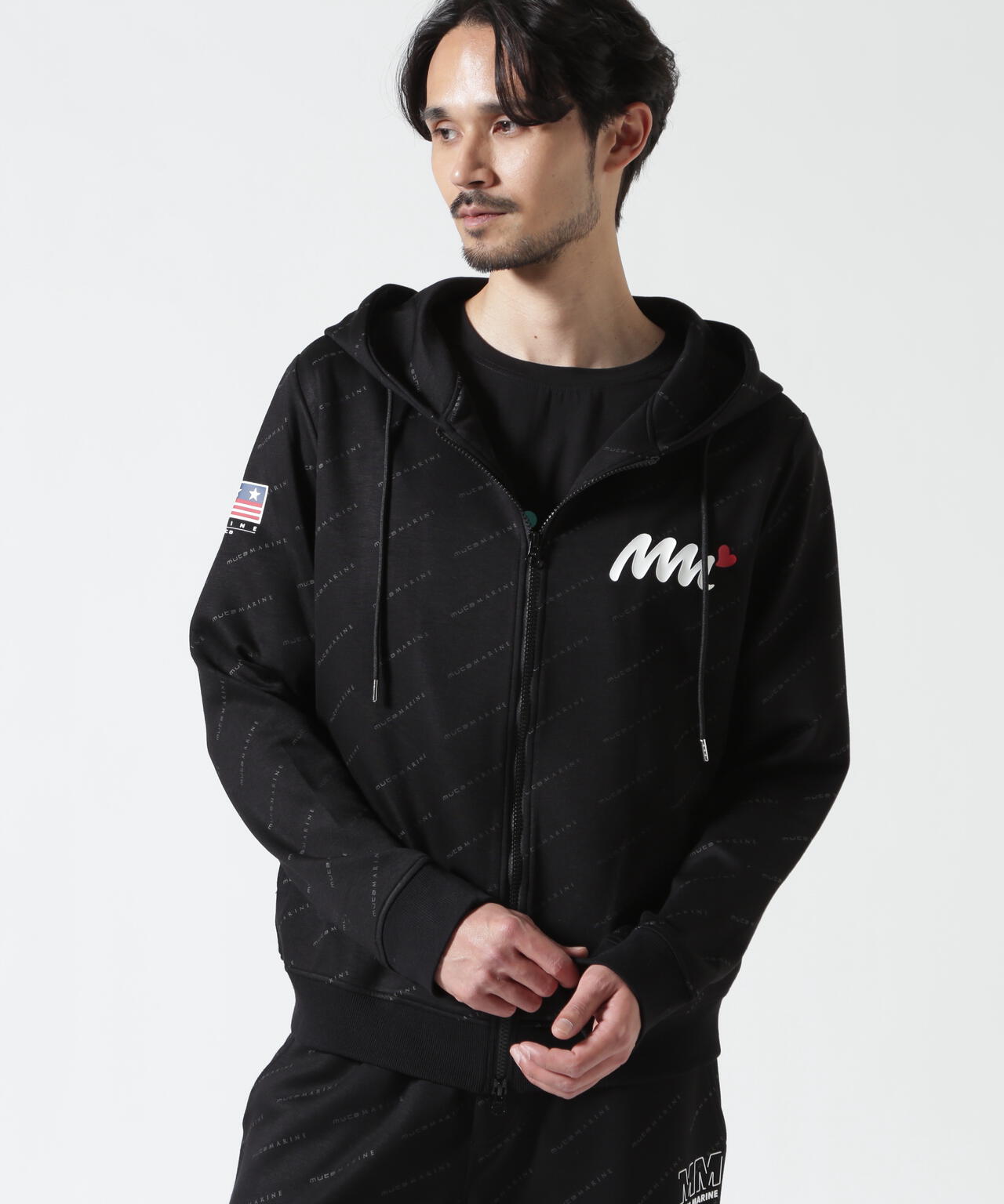 muta MARINE/ムータマリン/別注 総柄フーディ