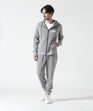 Height 178  Chest 92  Waist 76  hips 95  Shoes 27.0 着用サイズ：L