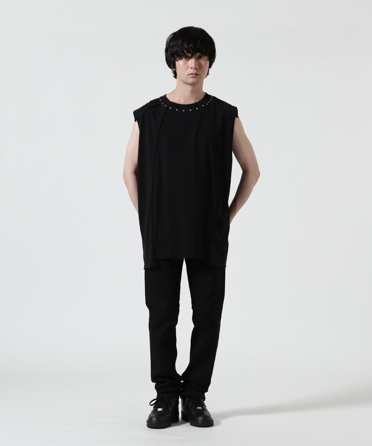 177cm B:81 W:72 H:88 着用サイズ：F